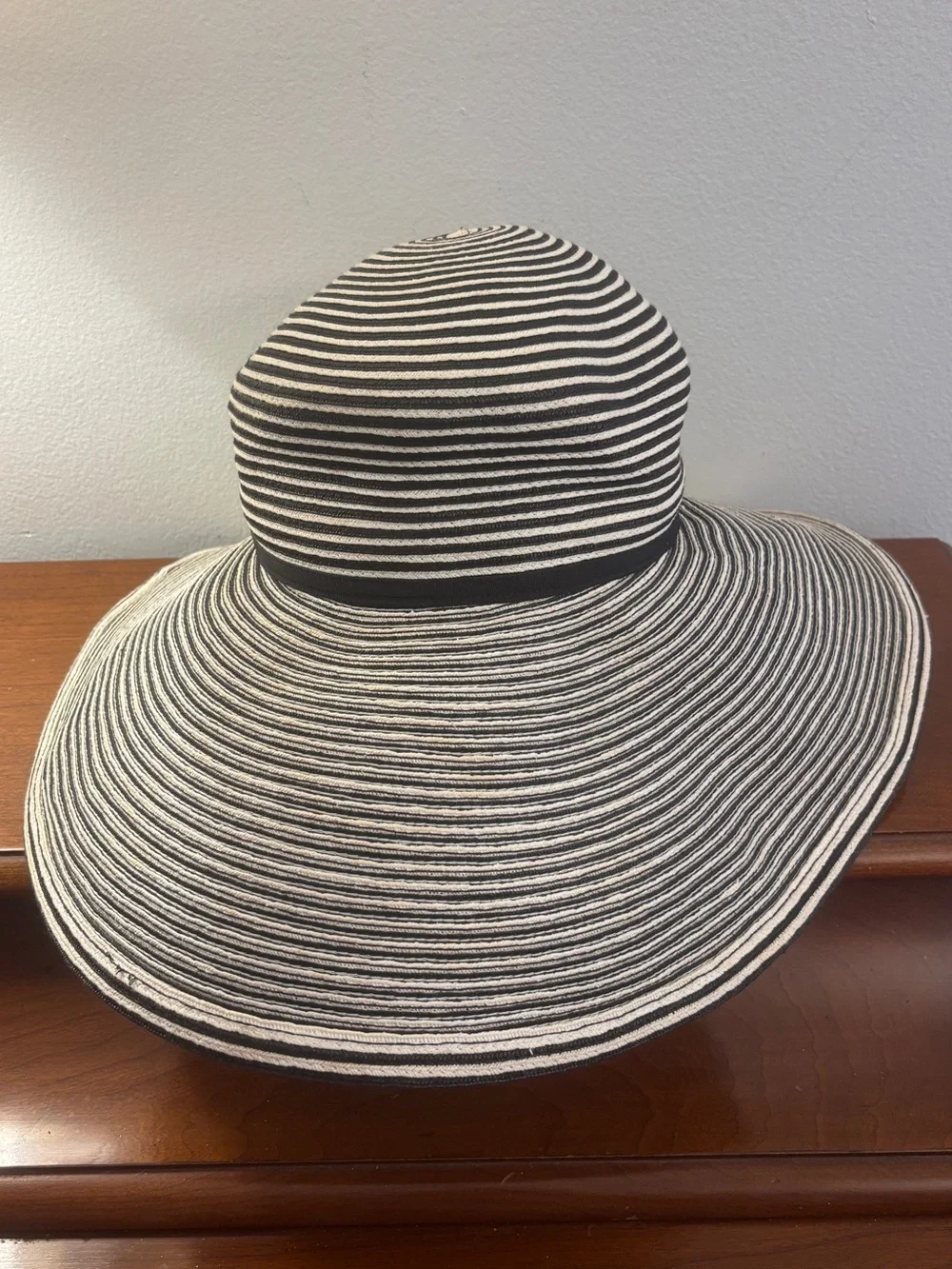 Eric Javits Black White Striped Wide Brim Squishee Sun Hat One Size Packable - Picture 3 of 16